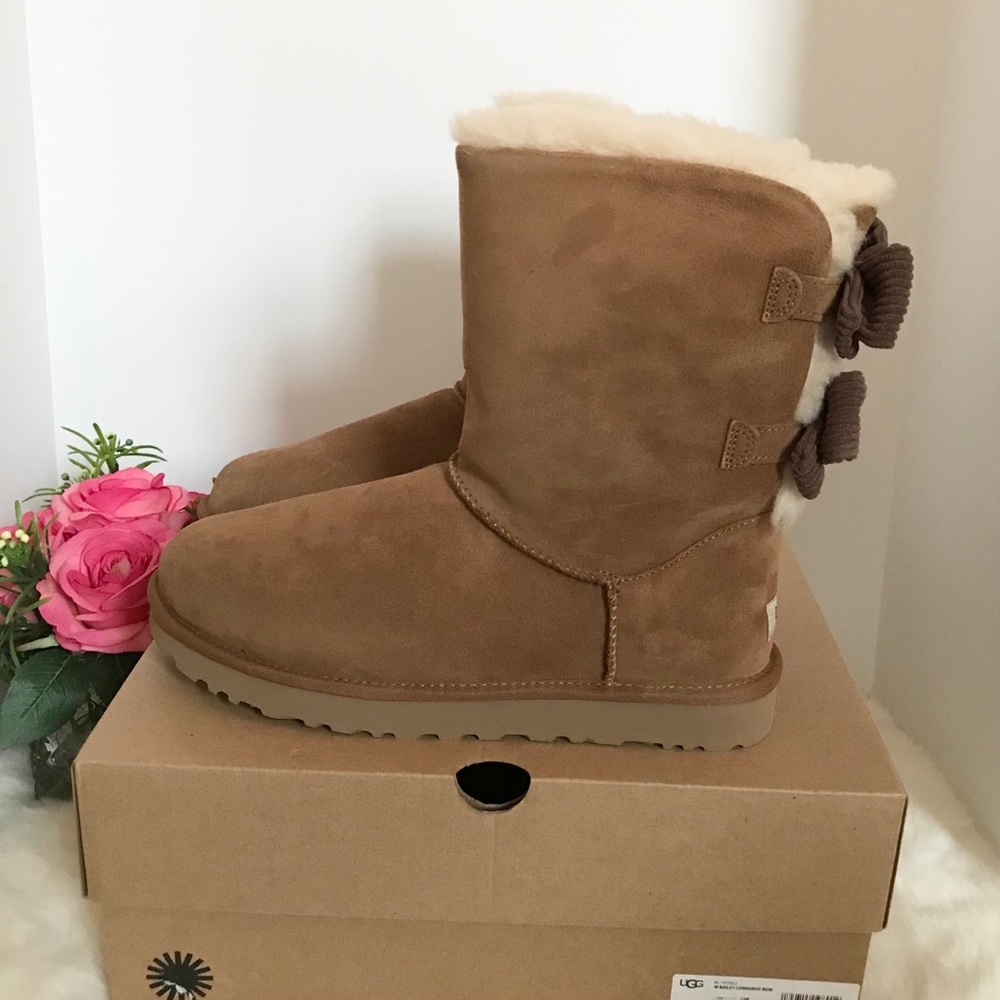 UGG Bailey Corduroy Bow - Picture 5 of 9